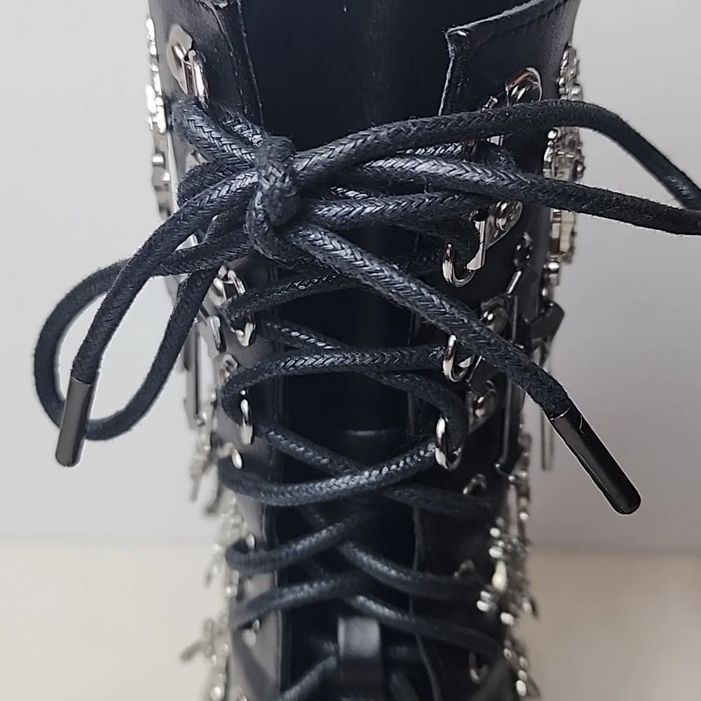 Dolls Kill Widow Idol Worship Charm Platform Boots Size 8 Goth Near New - Picture 11 of 14